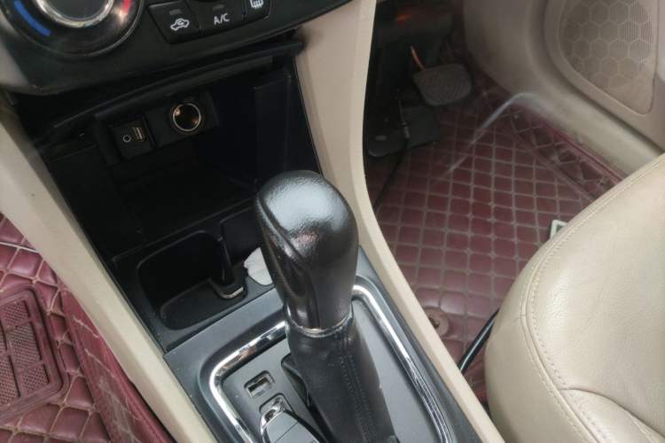 Used Suzuki Alivio 2015 1.6L Automatic Enjoyment Model Gear Lever