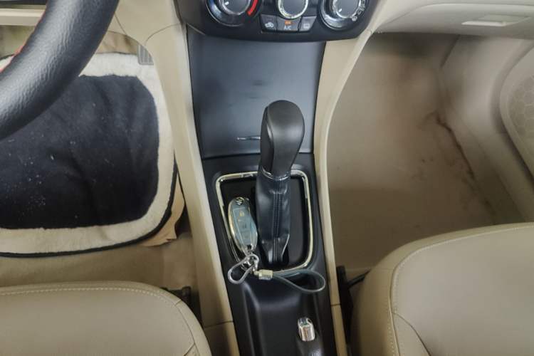 Used Suzuki Alivio 2015 1.6L Automatic Enjoyment Model Gear Lever
