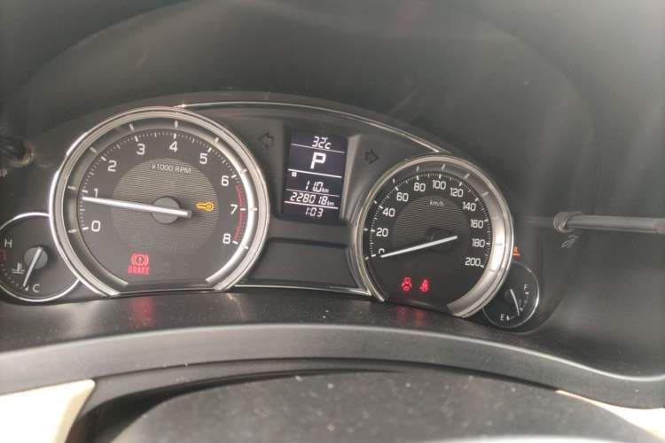 Used Suzuki Alivio 2015 1.6L Automatic Enjoyment Model Odometer Close Up