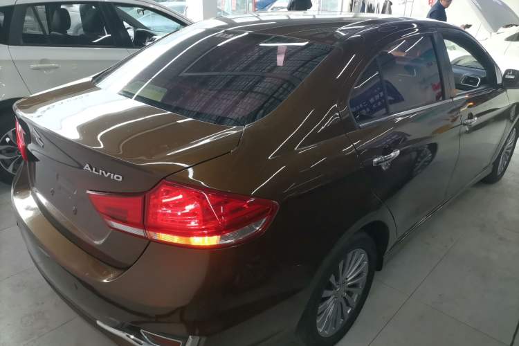 Used Suzuki Alivio 2015 1.6L Manual Enjoyment Model Rear Right 45 Deg