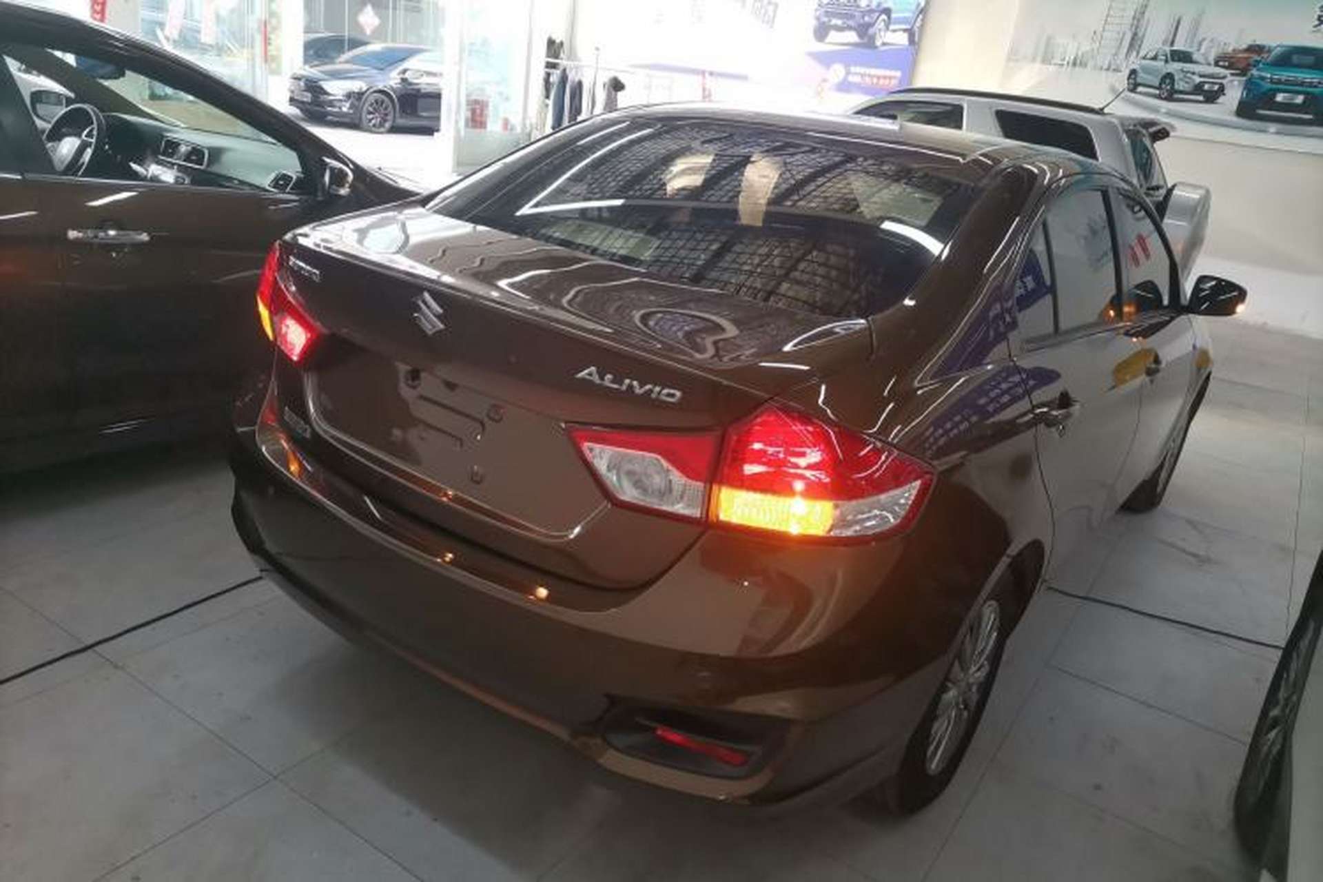 Used Suzuki Alivio 2015 1.6L Automatic Comfort Model Rear Right 45 Deg