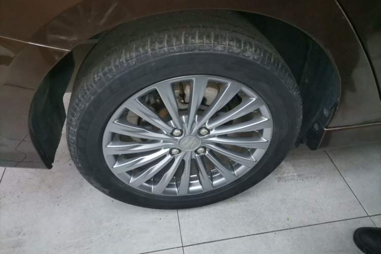 Used Suzuki Alivio 2015 1.6L Manual Enjoyment Model Right Rear Wheel Hub