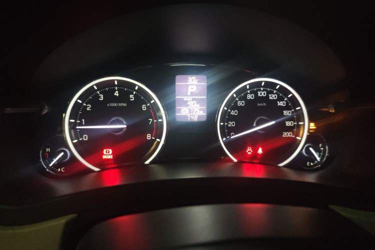 Used Suzuki Alivio 2015 1.6L Automatic Comfort Model Instrument Cluster