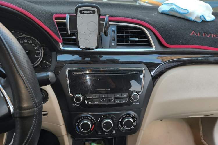 Used Suzuki Alivio 2015 1.6L Automatic Enjoyment Model Audio And AC Panel