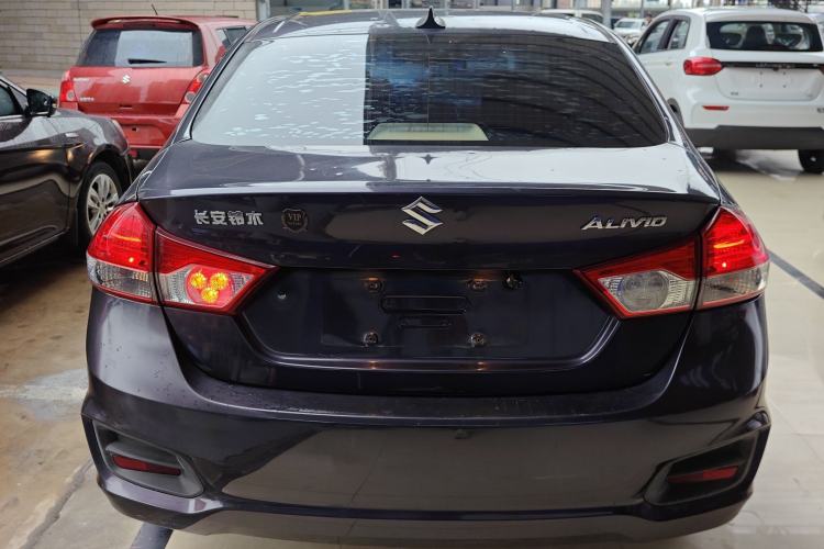 Used Suzuki Alivio 2015 1.6L Automatic Comfort Model Exterior 4
