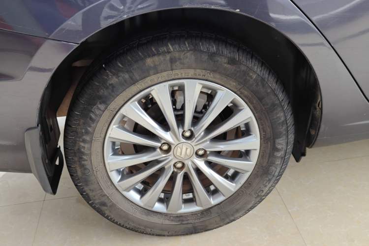 Used Suzuki Alivio 2015 1.6L Automatic Comfort Model Exterior 8