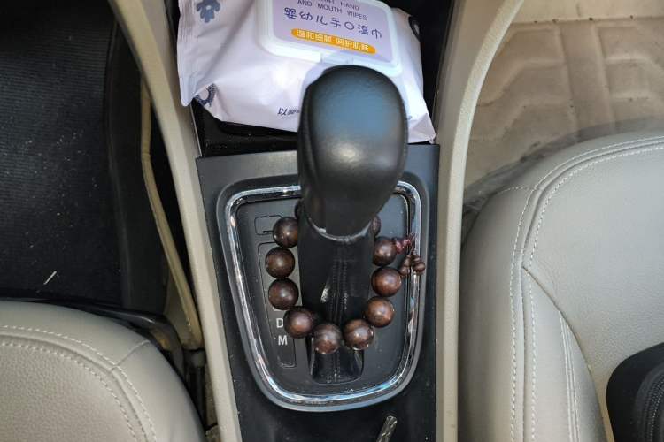 Used Suzuki Alivio 2015 1.6L Automatic Enjoyment Model Gear Lever