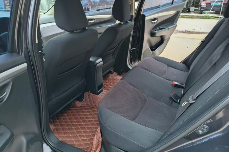 Used Suzuki Alivio 2015 1.6L Automatic Comfort Model Interior 2