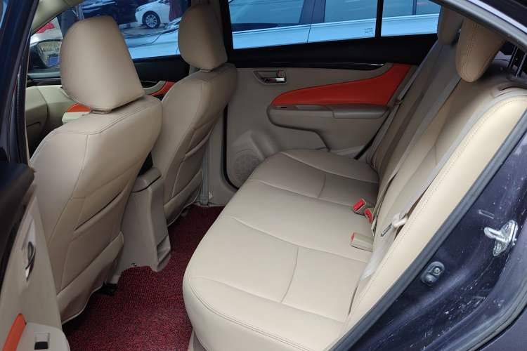 Used Suzuki Alivio 2015 1.6L Automatic Comfort Model Interior 4