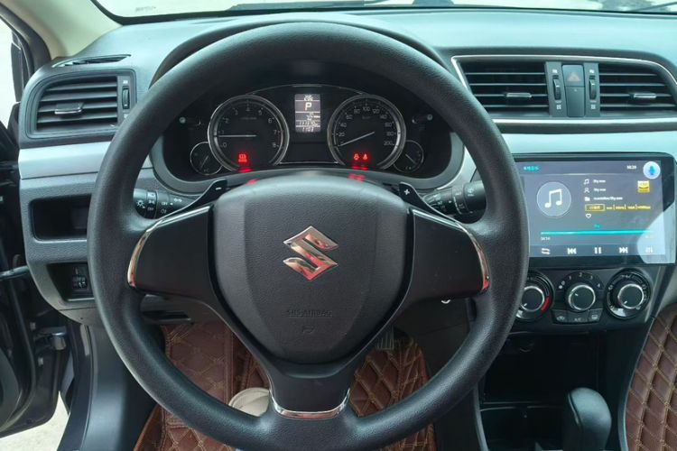 Used Suzuki Alivio 2015 1.6L Automatic Comfort Model Interior 4