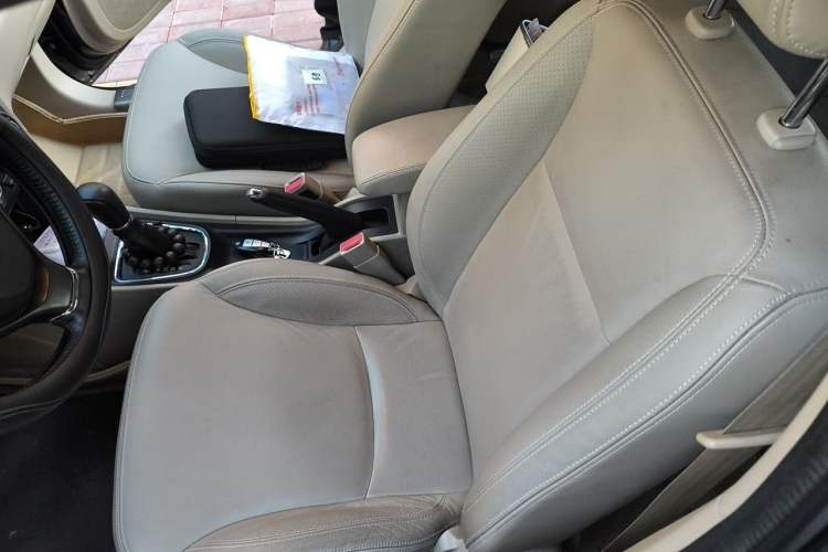 Used Suzuki Alivio 2015 1.6L Automatic Enjoyment Model Left Front Seat