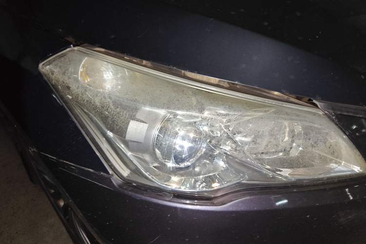 Used Suzuki Alivio 2015 1.6L Automatic Enjoyment Model Right Front Headlight