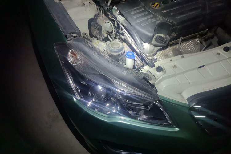 Used Suzuki Alivio 2015 1.6L Automatic Enjoyment Model Right Front Headlight