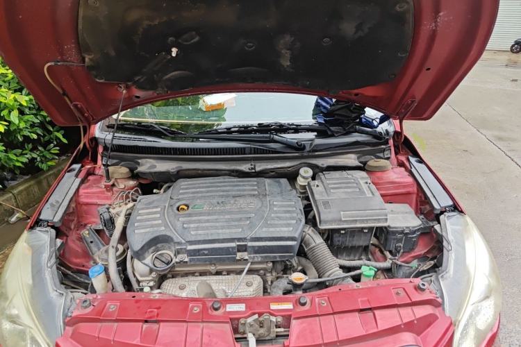 Used Suzuki Alivio 2015 1.6L Manual Comfort Model Engine Bay