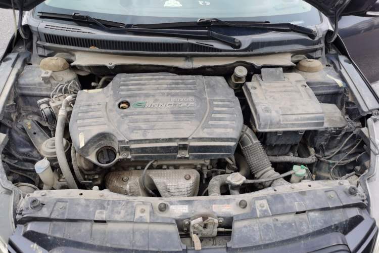 Used Suzuki Alivio 2015 1.6L Manual Enjoyment Model Engine Bay