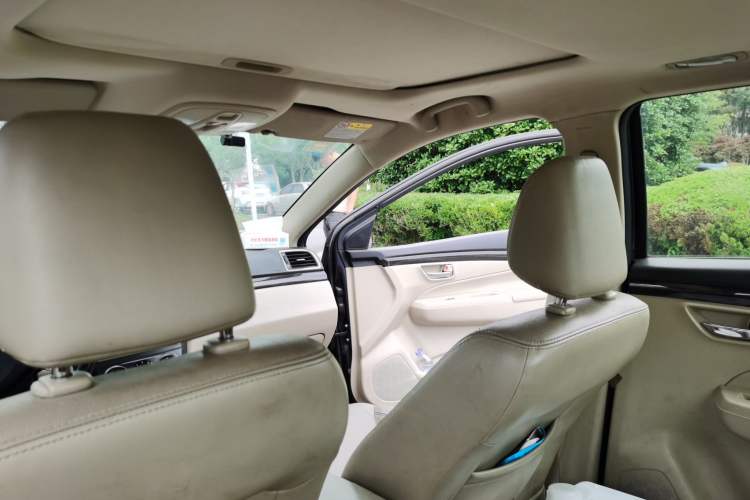 Used Suzuki Alivio 2015 1.6L Manual Enjoyment Model Headliner