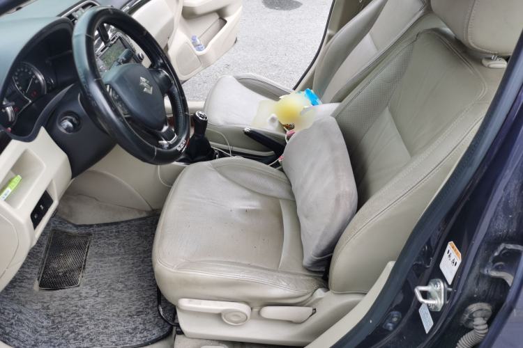 Used Suzuki Alivio 2015 1.6L Manual Enjoyment Model Left Front Seat