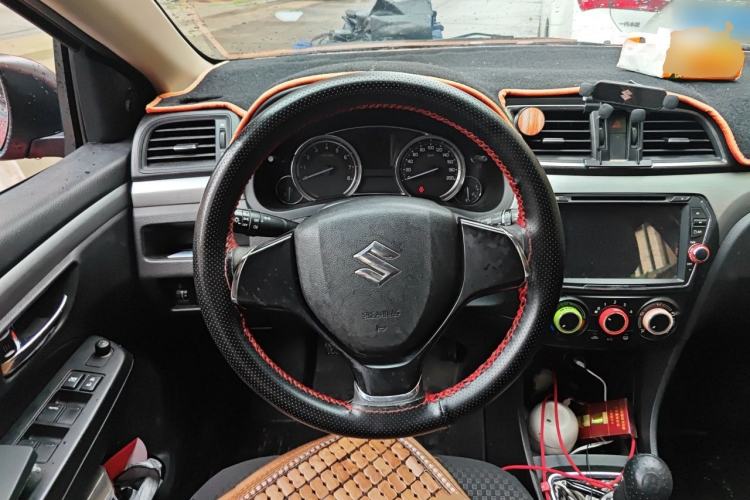 Used Suzuki Alivio 2015 1.6L Manual Comfort Model Steering Wheel