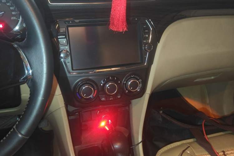 Used Suzuki Alivio 2015 1.6L Automatic Enjoyment Model Audio And AC Panel