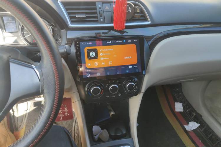 Used Suzuki Alivio 2015 1.6L Manual Comfort Model Audio And AC Panel