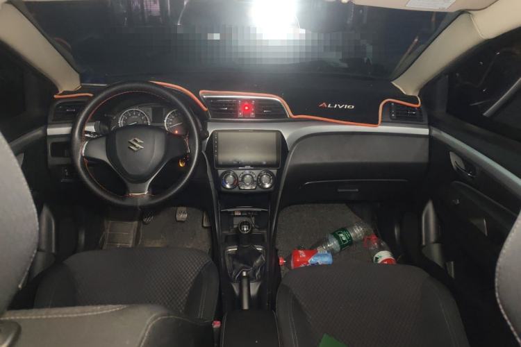 Used Suzuki Alivio 2015 1.6L Manual Comfort Model Center Console