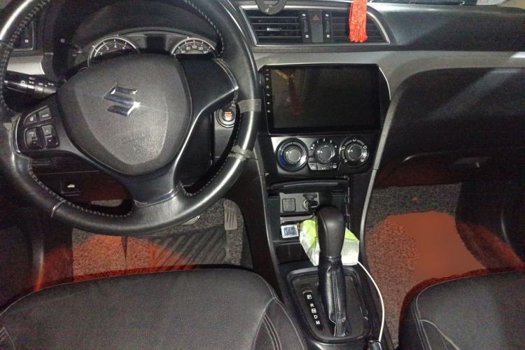 Used Suzuki Alivio 2015 1.6L Automatic Enjoyment Model Center Console
