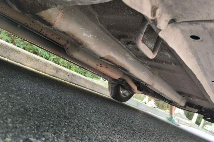 Used Suzuki Alivio 2015 1.6L Manual Comfort Model Chassis Front Left