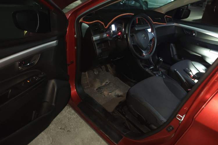 Used Suzuki Alivio 2015 1.6L Manual Comfort Model Driver Seat