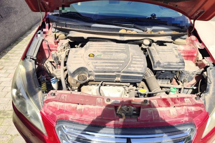 Used Suzuki Alivio 2015 1.6L Manual Comfort Model Engine Bay
