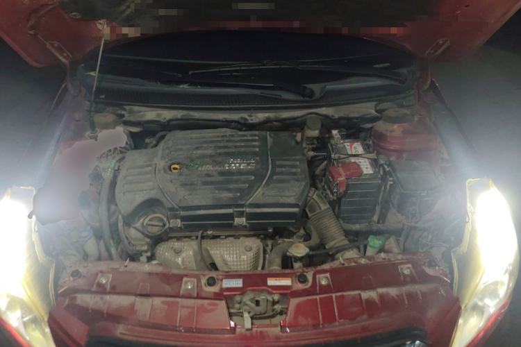 Used Suzuki Alivio 2015 1.6L Manual Comfort Model Engine Bay
