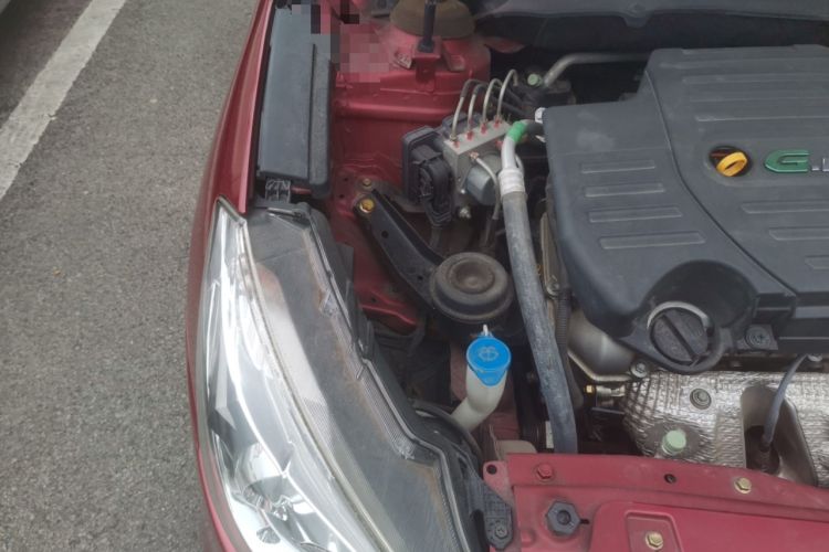 Used Suzuki Alivio 2015 1.6L Automatic Luxury Model Engine Bay Right