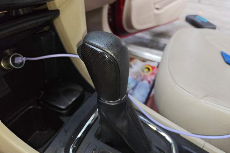Used Suzuki Alivio 2015 1.6L Automatic Enjoyment Model Gear Lever