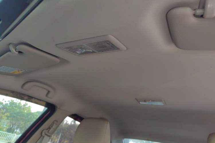 Used Suzuki Alivio 2015 1.6L Manual Comfort Model Headliner