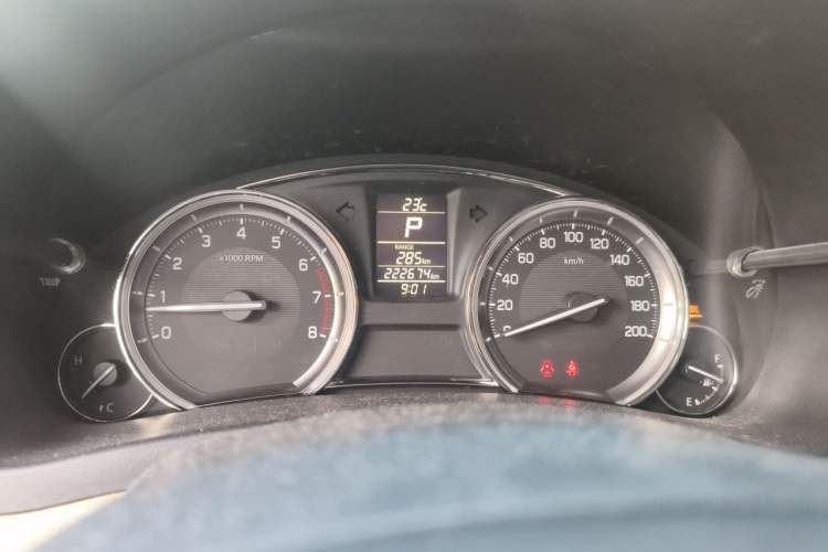 Used Suzuki Alivio 2015 1.6L Automatic Luxury Model Instrument Cluster