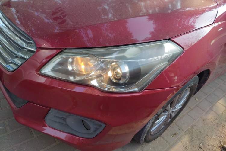 Used Suzuki Alivio 2015 1.6L Manual Comfort Model Left Front Headlight