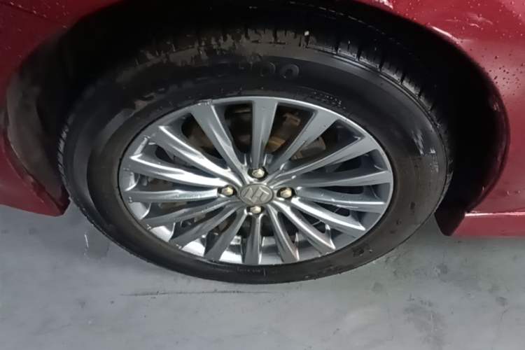 Used Suzuki Alivio 2015 1.6L Manual Enjoyment Model Left Front Wheel Hub