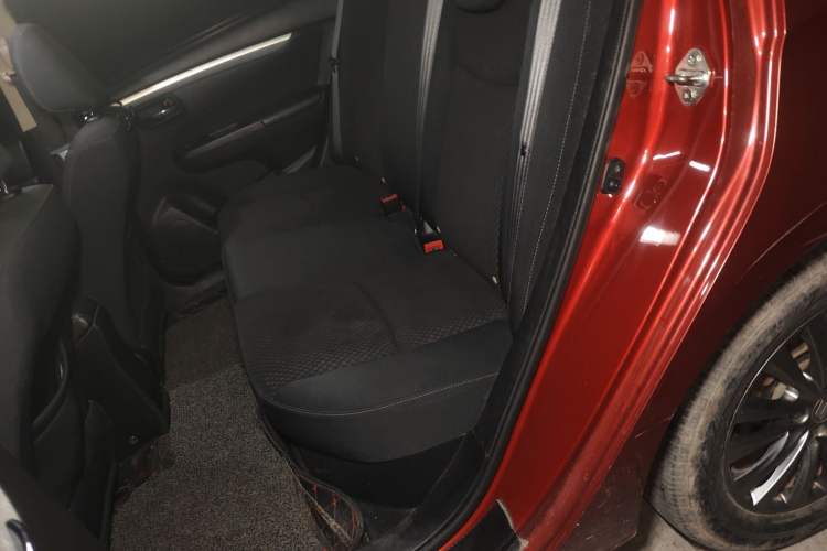 Used Suzuki Alivio 2015 1.6L Manual Comfort Model Left Rear Seat