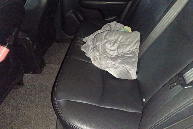 Used Suzuki Alivio 2015 1.6L Automatic Enjoyment Model Left Rear Seat