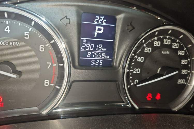 Used Suzuki Alivio 2015 1.6L Automatic Luxury Model Odometer Close Up