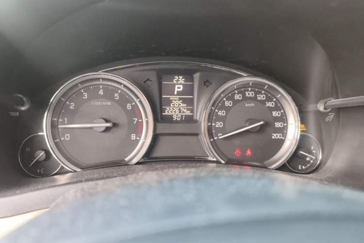 Used Suzuki Alivio 2015 1.6L Automatic Luxury Model Odometer Close Up