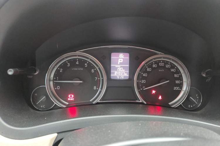 Used Suzuki Alivio 2015 1.6L Automatic Luxury Model Odometer Close Up