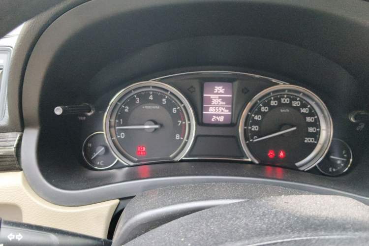 Used Suzuki Alivio 2015 1.6L Manual Comfort Model Odometer Close Up
