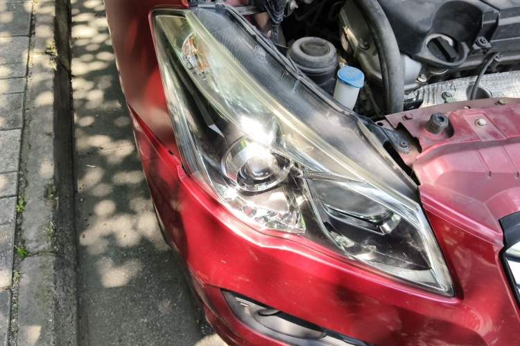 Used Suzuki Alivio 2015 1.6L Manual Comfort Model Right Front Headlight