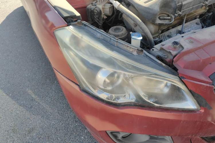 Used Suzuki Alivio 2015 1.6L Manual Comfort Model Right Front Headlight