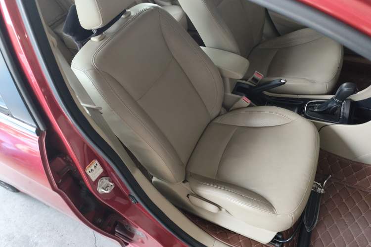 Used Suzuki Alivio 2015 1.6L Automatic Enjoyment Model Right Front Seat