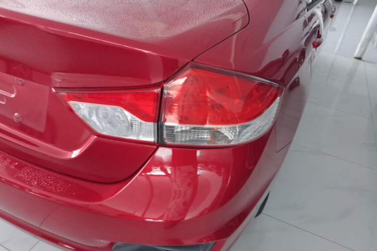 Used Suzuki Alivio 2015 1.6L Manual Comfort Model Right Rear Taillight