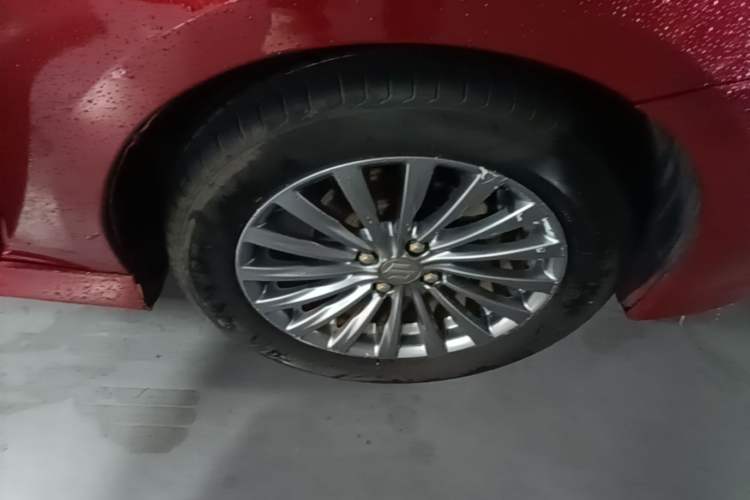 Used Suzuki Alivio 2015 1.6L Manual Enjoyment Model Right Rear Wheel Hub
