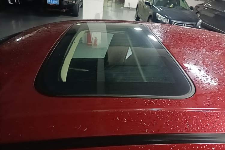 Used Suzuki Alivio 2015 1.6L Manual Enjoyment Model Roof