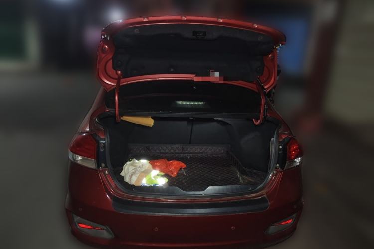 Used Suzuki Alivio 2015 1.6L Manual Comfort Model Trunk