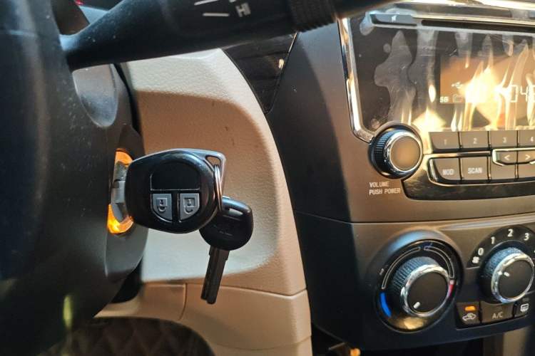 Used Suzuki Alivio 2015 1.6L Manual Comfort Model Vehicle Key